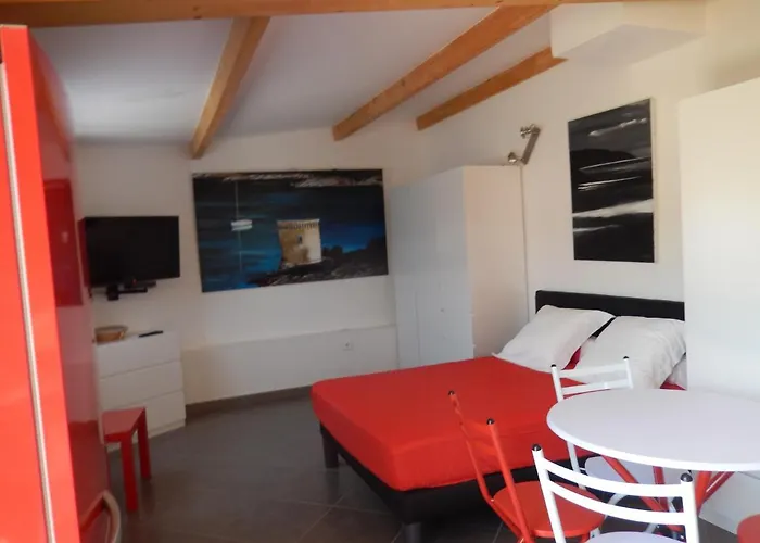 Appartement Nuit Calme Sur Domaine Calcatoggio (Corsica)