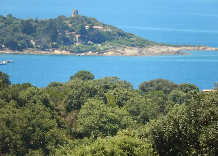 Nuit Calme Sur Domaine *