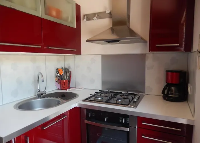 Nuit Calme Sur Domaine Appartement Calcatoggio (Corsica)