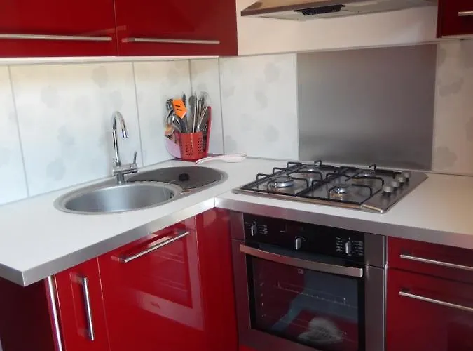 Nuit Calme Sur Domaine * Calcatoggio (Corsica)